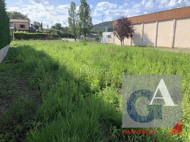 Foto f2c18f6d-bc5b-49a3-a765-7a613c10ffff. Terreno residencial en Besalú