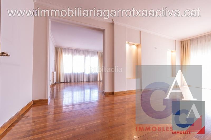 Foto 06766327-bbac-42eb-8b4d-4e2170cb06bb. Piso en Olot
