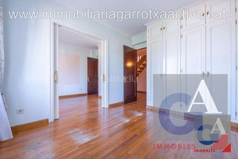 Foto 2f6f2ee7-f5c0-4005-a1aa-210c09ce01fe. Piso en Olot