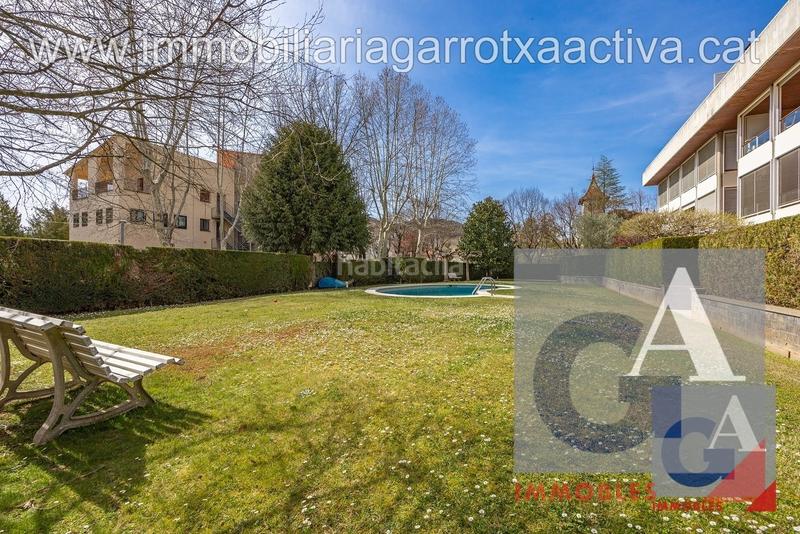 Foto 318fb381-e236-4acd-9bc6-229d154cd511. Piso en Olot