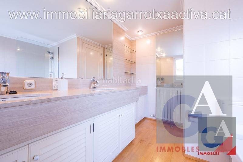 Foto 3f96cb4f-bae0-4167-b92d-c3eb7ea5abc6. Piso en Olot