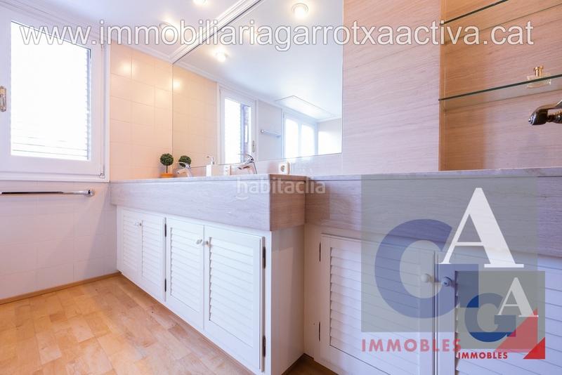 Foto a2cda5ea-a6a6-4f8c-a091-27feef432b36. Piso en Olot