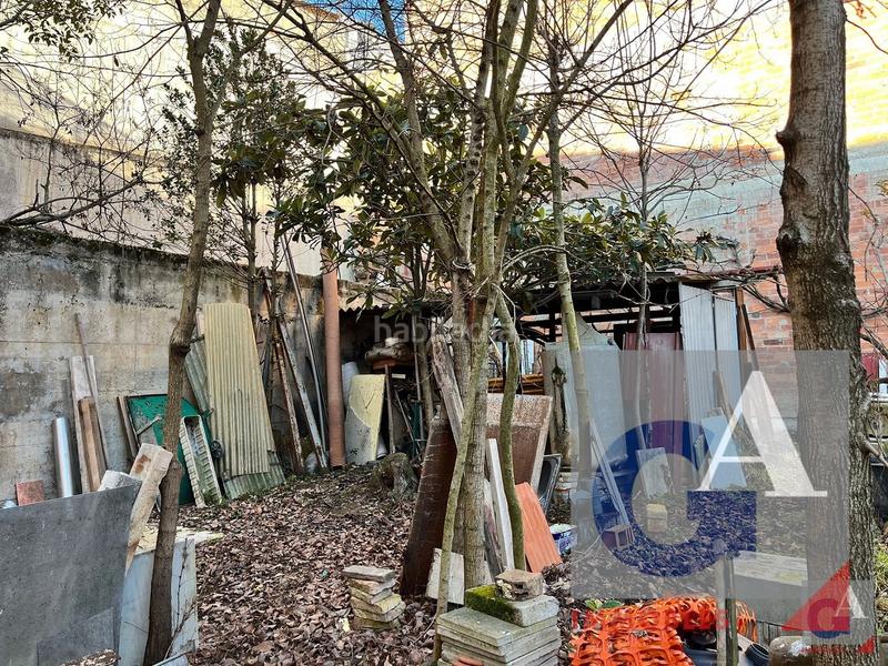 Foto bfe0b9dd-58e7-4f11-bc07-50f3896b1efe. Terreno residencial en Olot