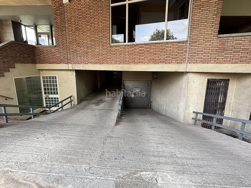 Foto 6d82f6d6-19a2-49af-b276-f531a6d18cea. Aparcament cotxe a Ripoll