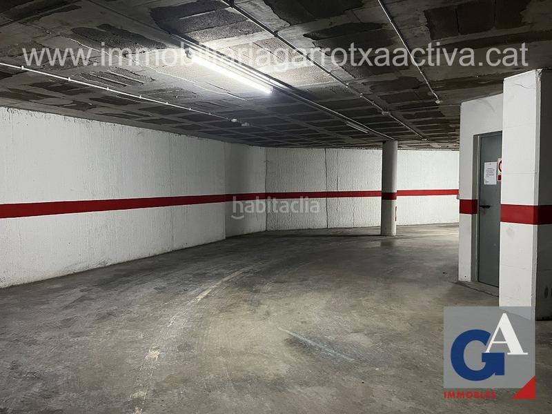 Foto 4820e0b0-1c3b-494a-b12a-4a3ae4122494. Alquiler parking coche en Olot