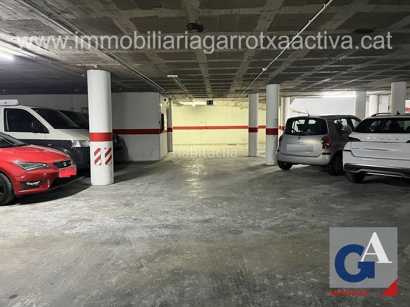 Foto 83c3b24e-ec0d-448c-97f8-29832c4669e0. Alquiler parking coche en Olot