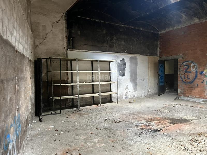 Foto 5a883ef9-e461-43d5-bbbb-b9bd56d4927c. Location local commercial dans Olot