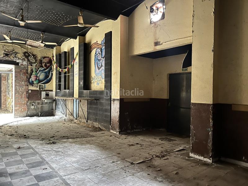 Foto acbdee06-2cba-4a38-834b-1f8a0cd59b58. Location local commercial dans Olot