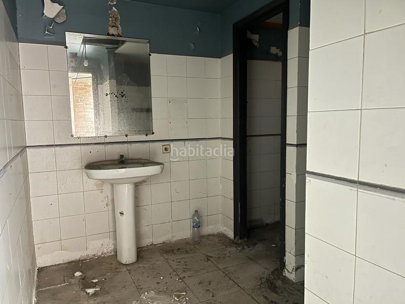 Foto f882150d-39f8-4c67-84ae-b6736db98eb0. Location local commercial dans Olot