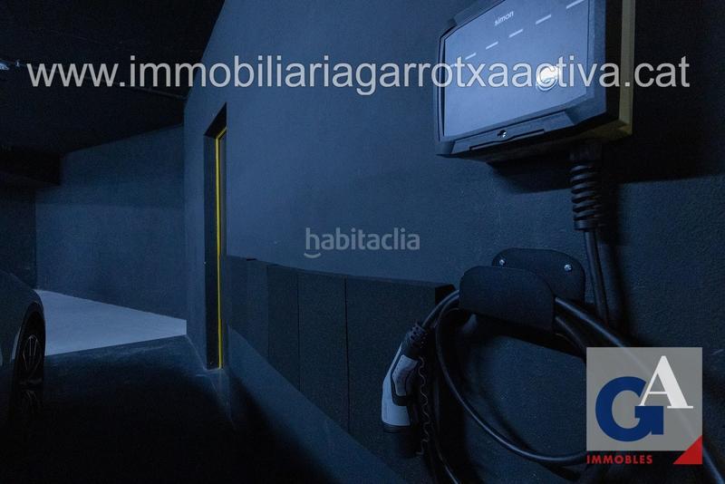 Foto 16a92e51-99fb-456a-85cb-f0c0b5519dc6. Piso en Olot