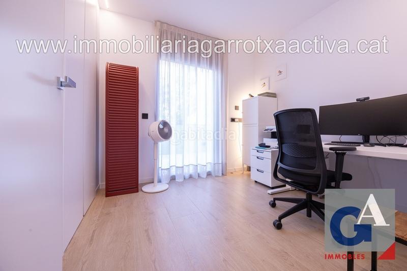 Foto adad4980-fdfc-406b-9dd9-85c2823d520d. Piso en Olot