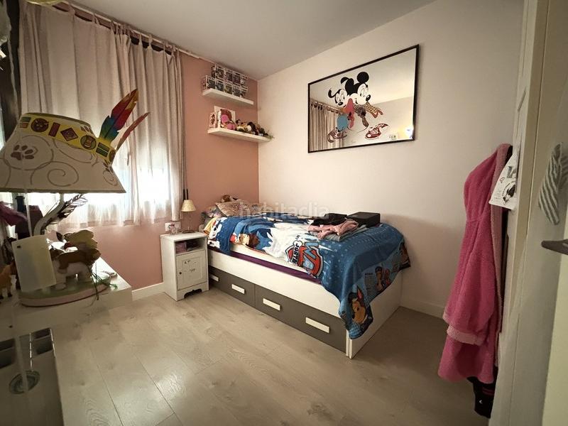 Foto 7bdcf46c-3dbe-4acb-a02a-05833f837e8f. Casa adosada en Olot