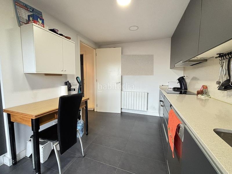 Foto 8e075e05-03e0-4336-990a-001cdf6ee868. Casa adosada en Olot