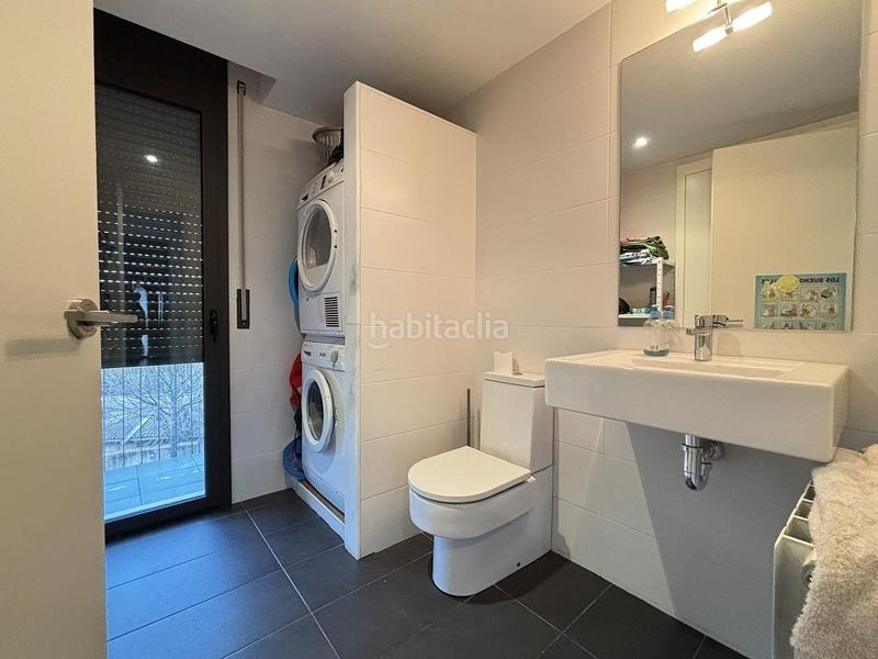 Foto 98830697-dfe9-48eb-9329-94fd2656b001. Casa adosada en Olot