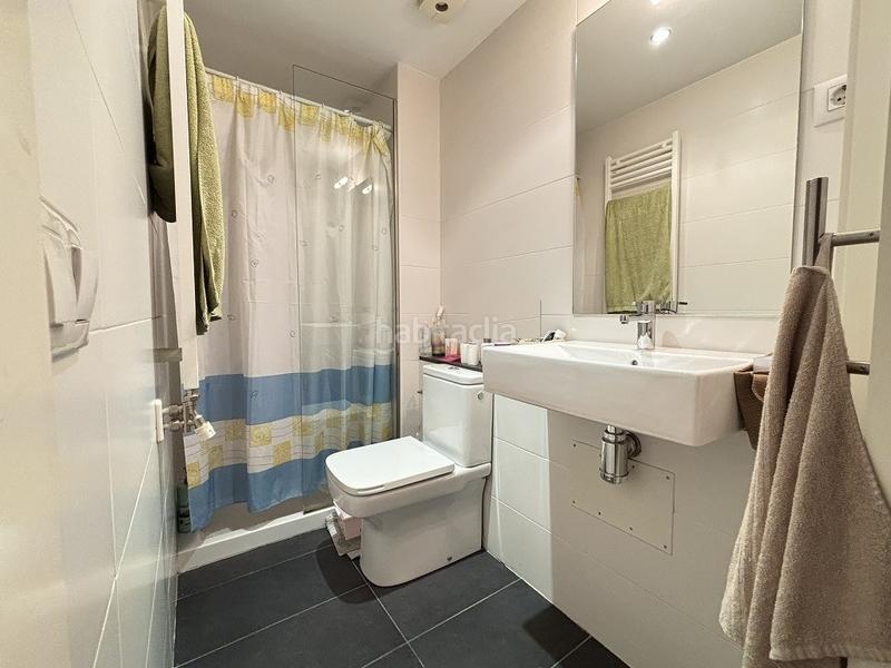 Foto be5d0cef-dda9-427f-991f-1c69f9ff2e02. Casa adosada en Olot