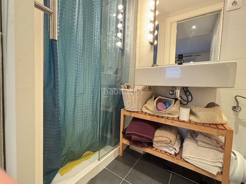 Foto c6f2d4f8-b2a4-4719-ac21-ba803653b791. Casa adosada en Olot