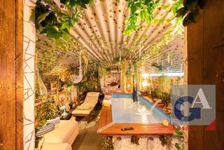 Casa adossada a Besalú