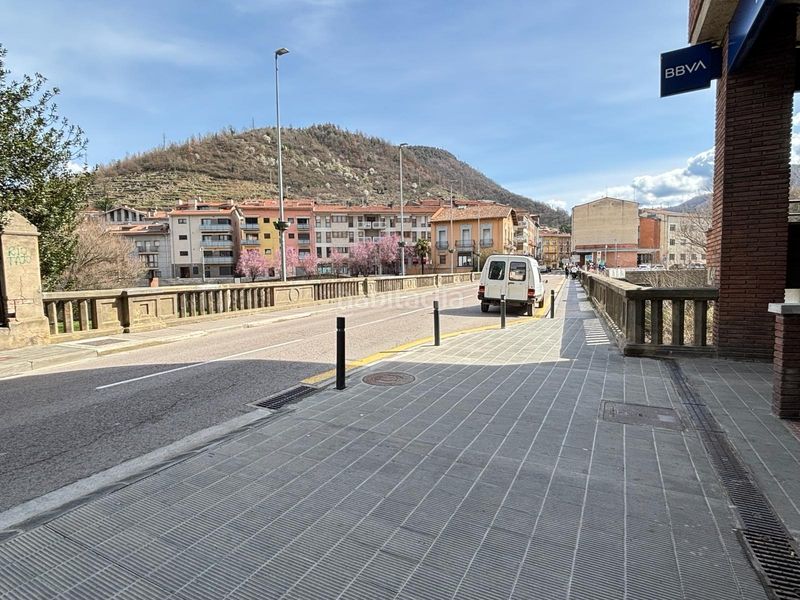 Foto a1bea77f-5cbc-4117-90d6-baf9ba6d95d7. Aparcament cotxe a Ripoll