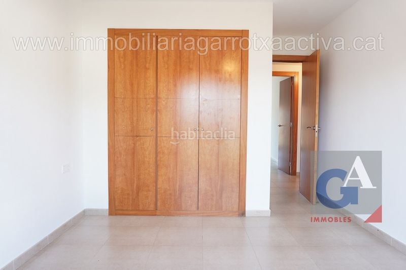 Foto b1c5ac06-ec04-45b6-ba6f-9e467c366ef8. Dúplex en Olot
