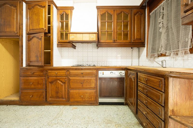 Foto 2840e01c-505a-460c-8d0e-7a49ddd36e1d. Casa pareada en Olot