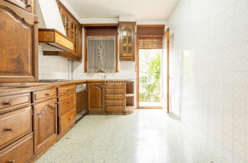 Foto 3878535b-eac0-42ce-aa76-c10d19daf14a. Casa pareada en Olot