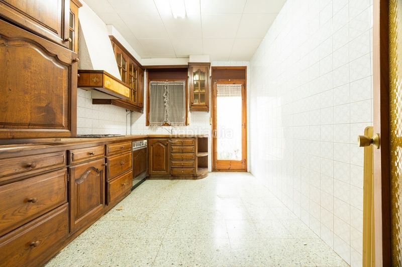Foto 9d43e383-754b-4d23-808c-0e850252314a. Casa pareada en Olot