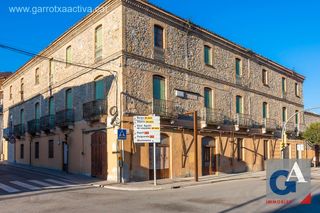 Edificio en Sant Quirze de Besora. Edifici per rehabilitar