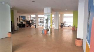 Local Comercial a Sant Josep-Zona Hospital. Excelente local en venta