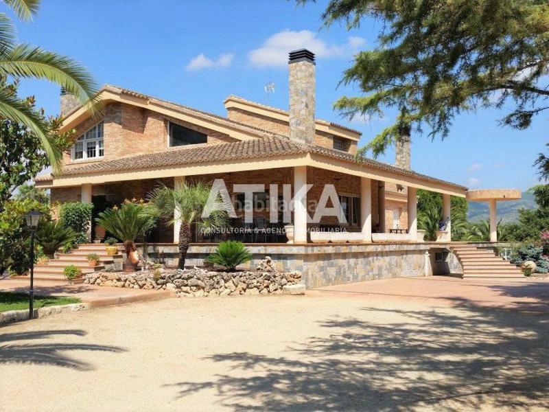 Foto 1be24d38-0784-408e-bf51-11059cf15ab2. Chalet con riscaldamento parcheggio piscina in Centro Ontinyent