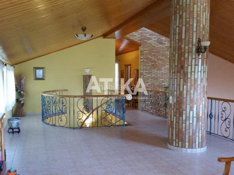 Foto 3ee8db30-1fbe-444d-916e-a80bb15d9ab2. Chalet con riscaldamento parcheggio piscina in Centro Ontinyent