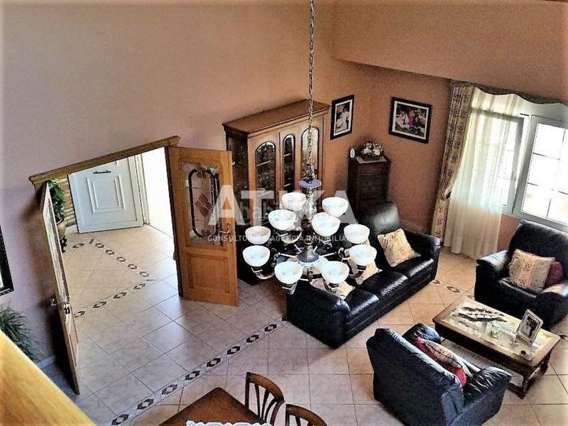 Foto f396c51c-dcb4-4814-b2a3-e4c40a9c37bf. Chalet con riscaldamento parcheggio piscina in Centro Ontinyent