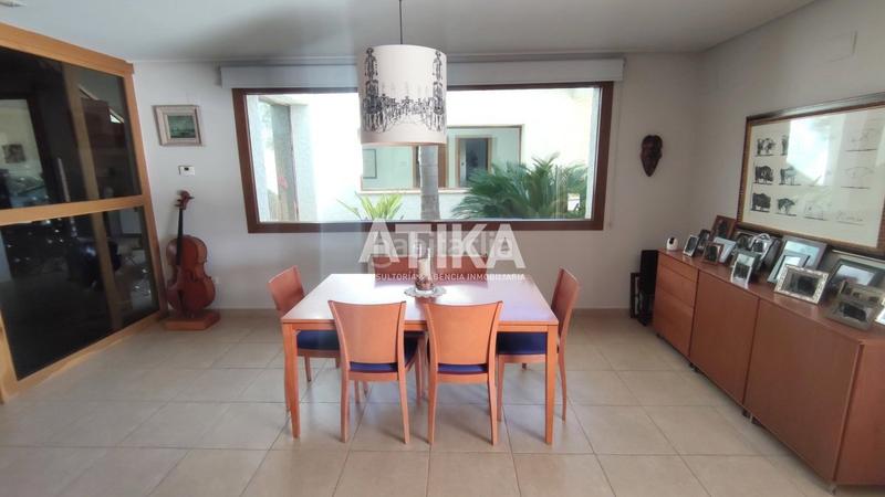 Foto 38b90571-62a6-47b0-8f43-b06a7a37b002. Chalet con riscaldamento piscina in Centro Ontinyent