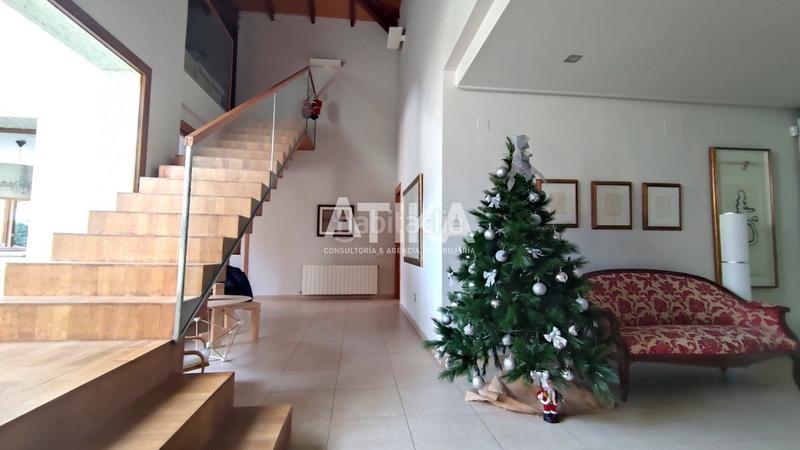 Foto 7b193c10-13d8-42ec-b80c-815249324c19. Chalet con riscaldamento piscina in Centro Ontinyent