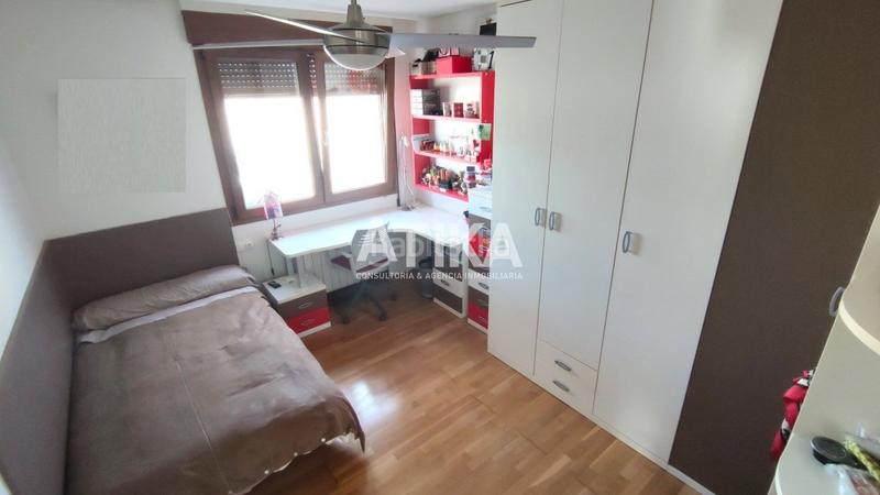 Foto d5d81156-eacc-4beb-aebb-c84fdddf799c. Chalet con riscaldamento piscina in Centro Ontinyent