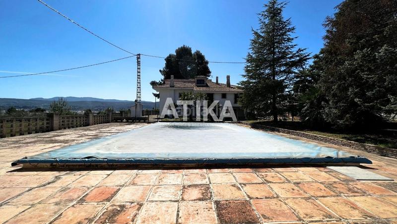 Foto 03021877-5499-4c53-8b50-a10e2f80ee74. Chalet con riscaldamento parcheggio piscina in Centro Ontinyent