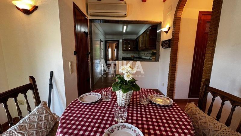 Foto 0ace8253-4515-4a2e-b308-3c780338eb3a. Chalet con riscaldamento parcheggio piscina in Centro Ontinyent