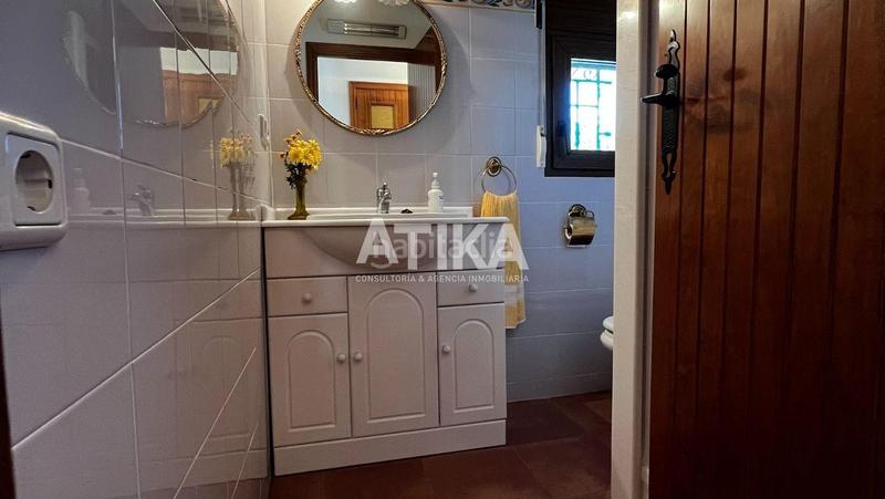 Foto 11bca768-71a8-49b3-8480-a3ea82fd95ee. Chalet con riscaldamento parcheggio piscina in Centro Ontinyent