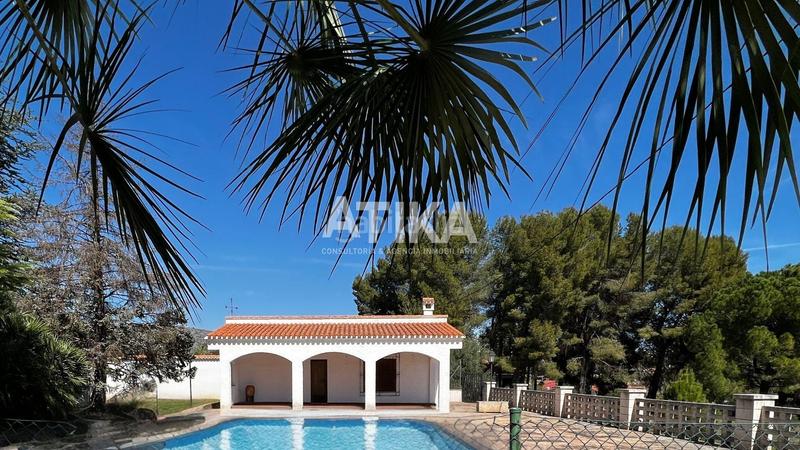 Foto 146bb3cc-14e5-4433-b6fe-8e46642c306d. Chalet con riscaldamento parcheggio piscina in Centro Ontinyent