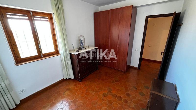 Foto 2b81c92b-7dfc-45d0-b34e-fcdd2c6913a6. Chalet con riscaldamento parcheggio piscina in Centro Ontinyent