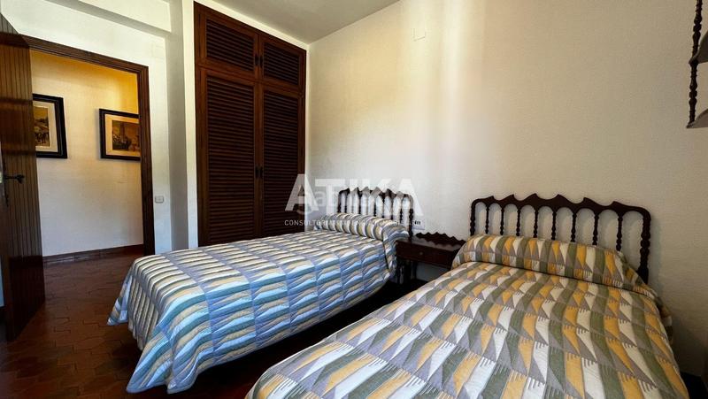 Foto 5644e727-5478-4603-b078-080fd273a8c7. Chalet con riscaldamento parcheggio piscina in Centro Ontinyent