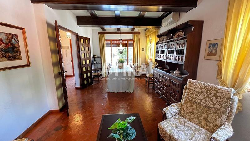 Foto 70c52a5c-524e-425c-b411-807c6698ec42. Chalet con riscaldamento parcheggio piscina in Centro Ontinyent