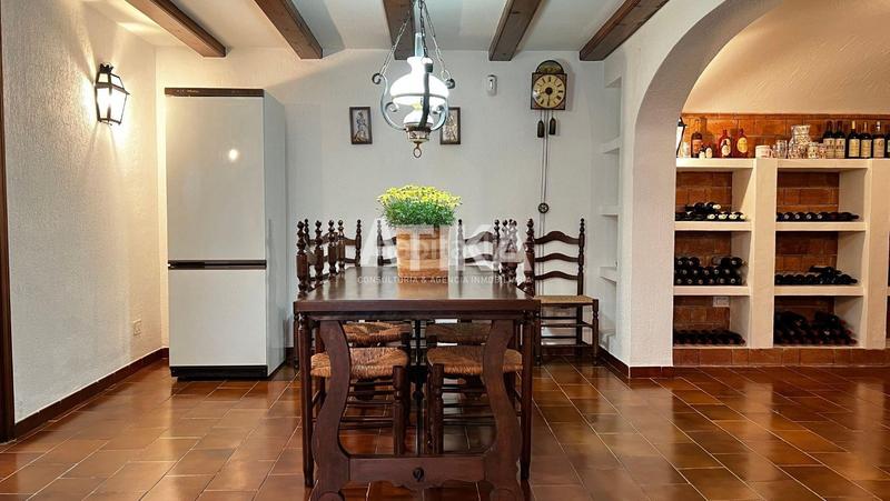 Foto 764366e1-8454-4999-aaf0-24dad454aa0b. Chalet con riscaldamento parcheggio piscina in Centro Ontinyent