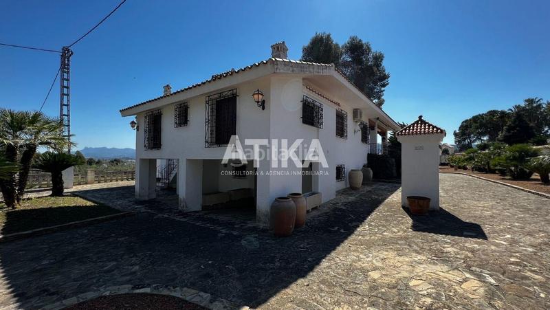 Foto 8d170a68-ccd3-45c4-844f-cf1de758d9bc. Chalet con riscaldamento parcheggio piscina in Centro Ontinyent