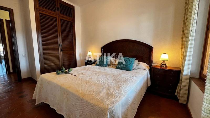 Foto f964195d-7e25-4423-825b-dda2225fc9e4. Chalet con riscaldamento parcheggio piscina in Centro Ontinyent