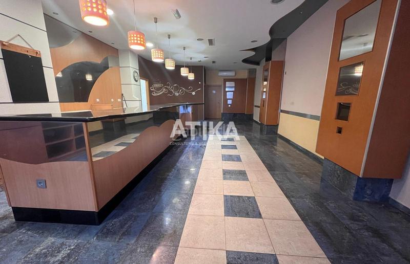 Foto 418a7354-7f51-4110-bf49-4af9c99d86d0. Alquiler local comercial , estratégicamente ubicado en zona de alt afluencia en Ontinyent