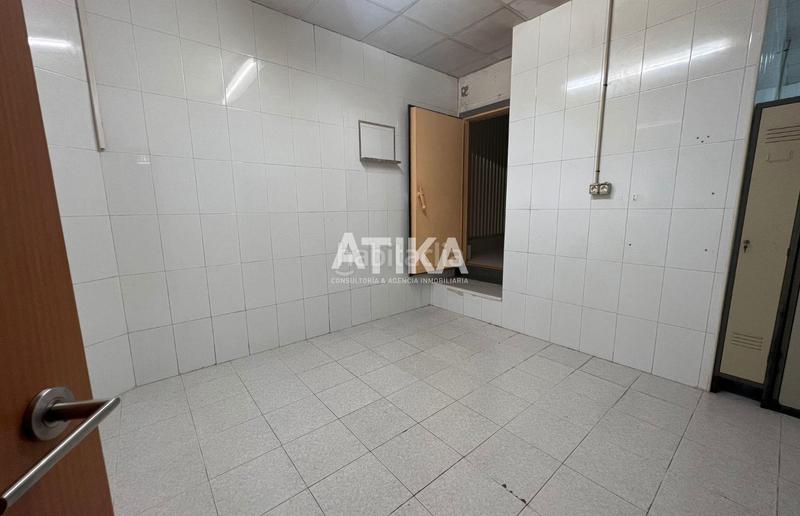 Foto a7f96e73-b828-49ab-957c-ef538e9c8332. Alquiler local comercial , estratégicamente ubicado en zona de alt afluencia en Ontinyent