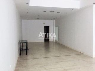 Miete Geschäftsraum in Centro. Alquiler comercial en zona centro de ontinyent