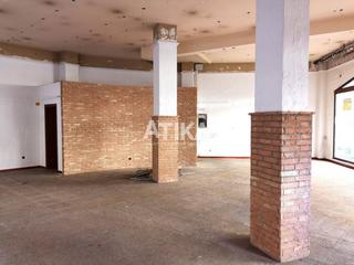Lloguer Local Comercial a Centro