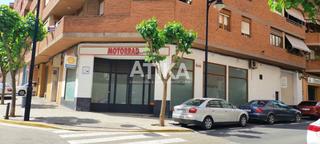 Local commercial à Sant Josep-Zona Hospital. Local en venta en ontinyent