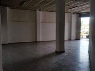 Local commercial à Centro. Local comercial en venta en ontinyent